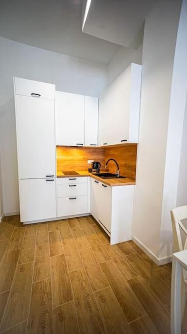 Stylish Apartment In Варшава Екстер'єр фото