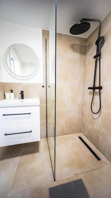 Stylish Apartment In Варшава Екстер'єр фото